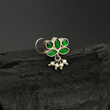 Emerald Kundan Drop Nose Pin